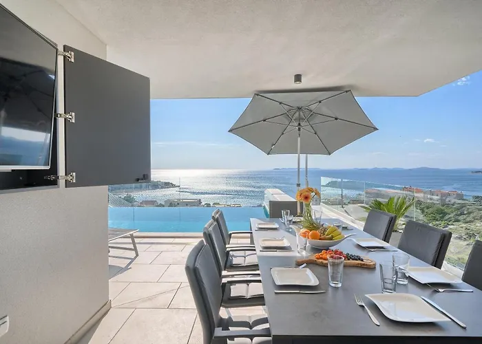 Larissa וילה Dolac